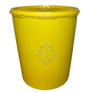 Tupperware Vintage Yellow Storage Canister with Lid 8.5” Retro Colorful Happy